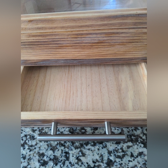 Large 2 Compartment Jewelry Box or Collectible Case. - Picture 6 of 11